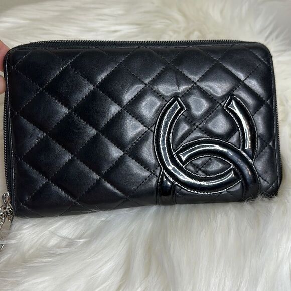 CHANEL Handbags - 💯Preloved Chanel Large Quilted Wallet/Organizer🍀